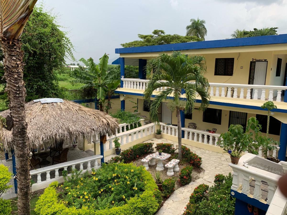 Sana El Jardin Secreto Hostel Santiago De Los Caballeros Ngoại thất bức ảnh